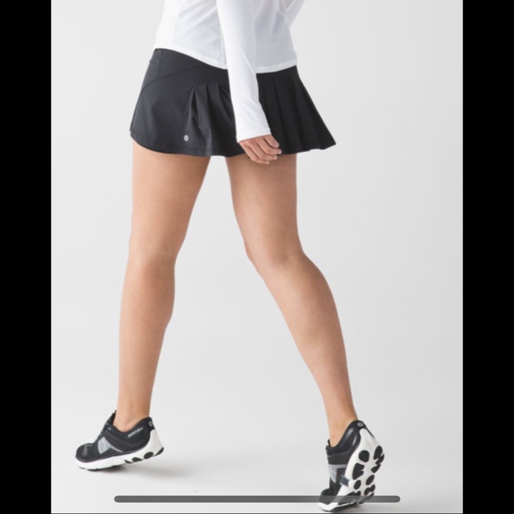 Lululemon Circuit Breaker Skirt
